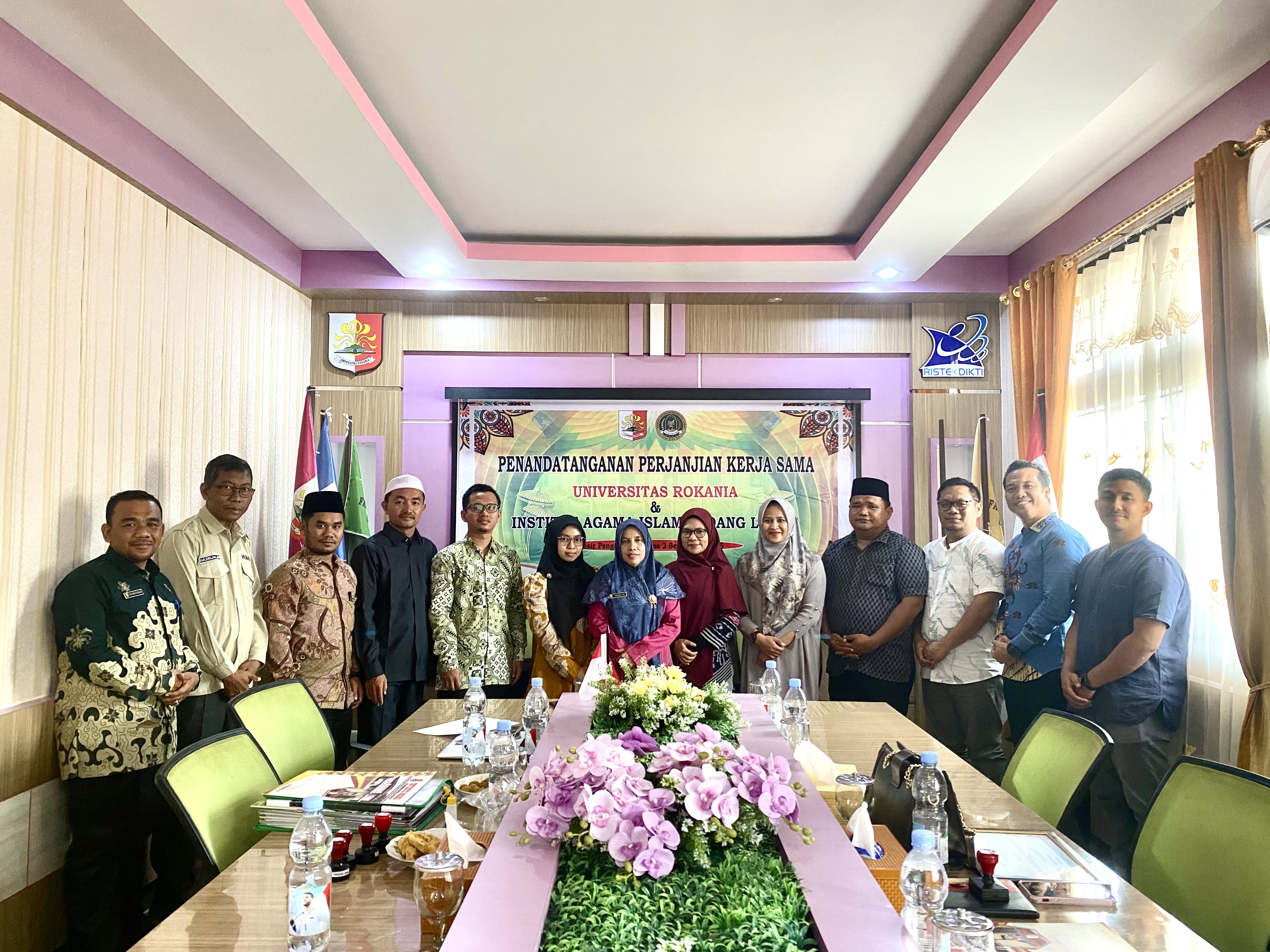 Perjanjian Kerja Sama Antara Universitas Rokania dengan Institut Agama Islam Padang Lawas